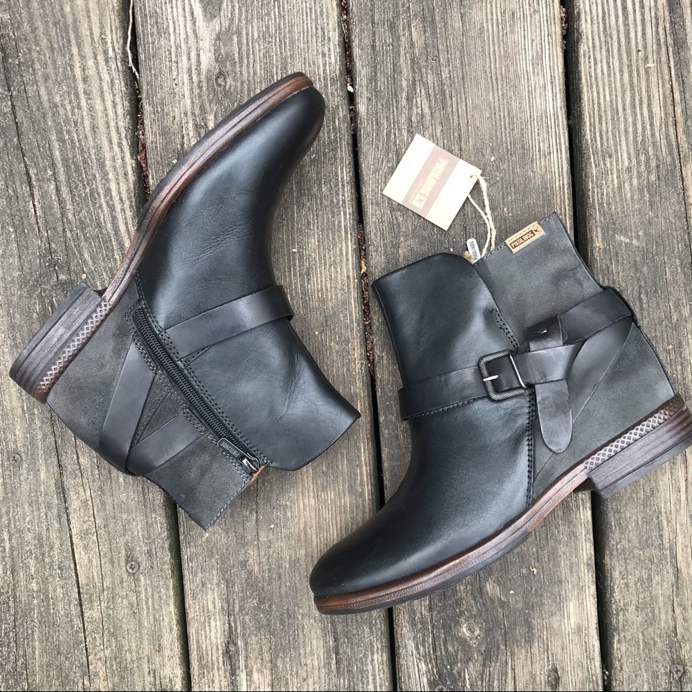 Pikolinos Ordino Buckle Leather Ankle Bootie
